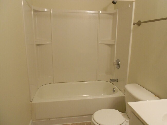 Foto del edificio - 1 Bedroom Apartment in Downtown Athens - S...