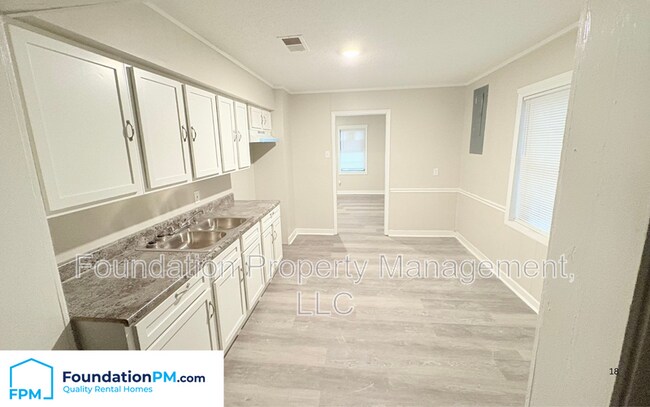 Building Photo - 4064 Reed Ave