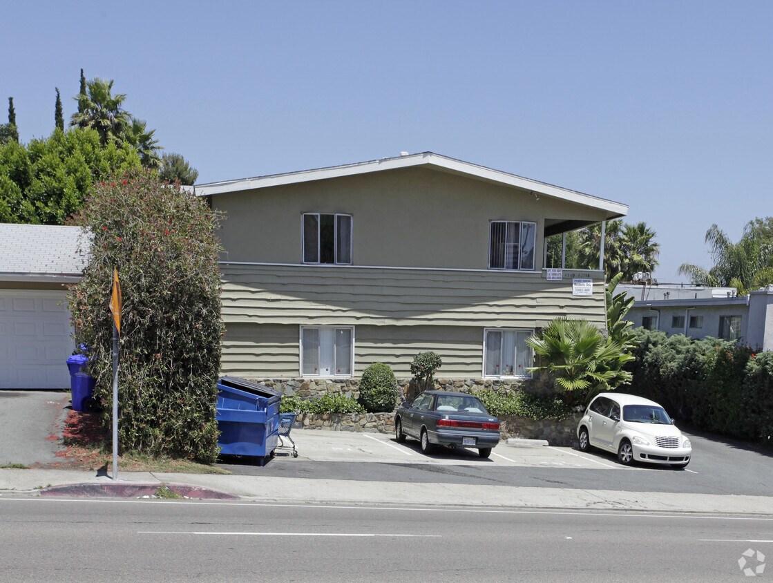 Foto del edificio - 4349-4359 College Way