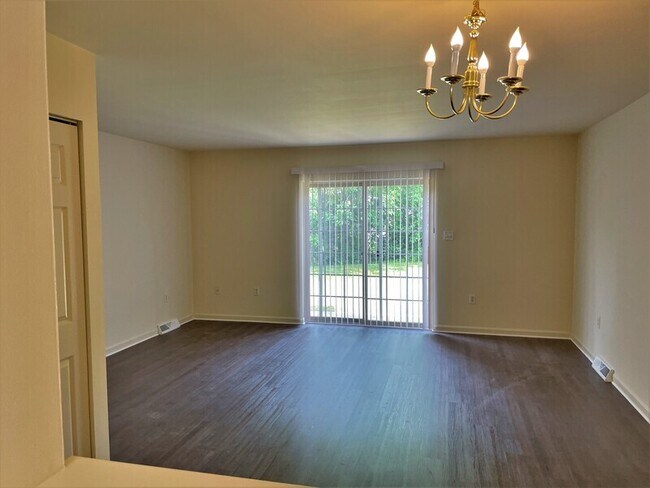 Foto del edificio - 41 Covington Ct