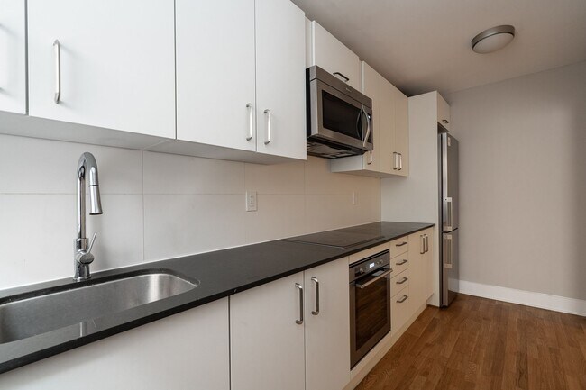 Photo du bâtiment - 145 Arlington Avenue