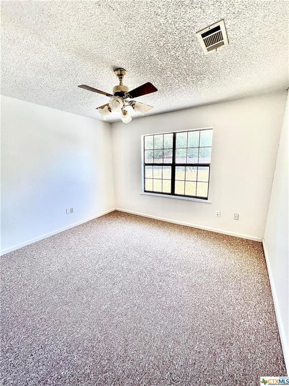 Building Photo - 1018 Center St