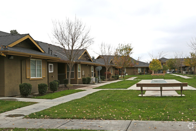 Foto del edificio - The Village At Chowchilla