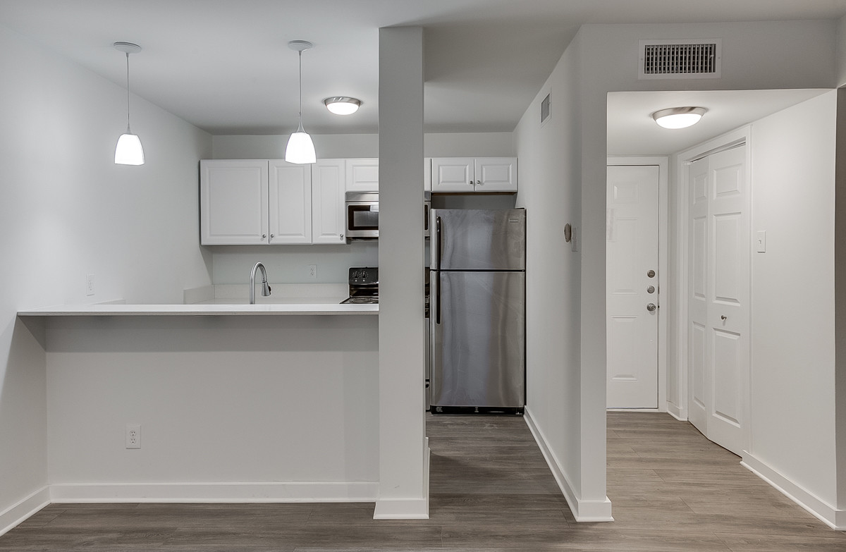 Foto principal - 2902 Douglas Ave