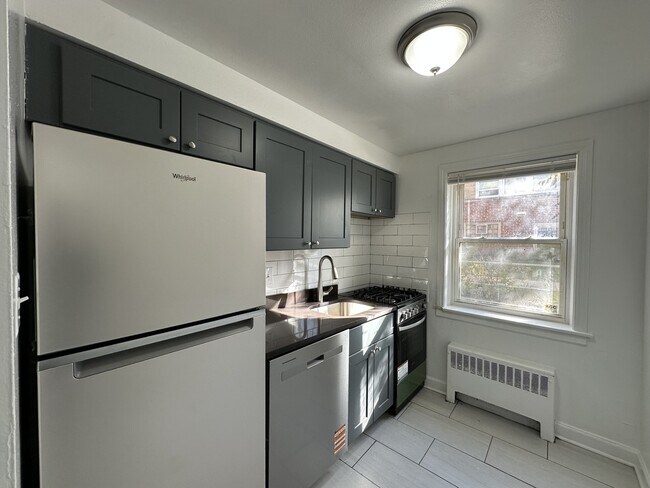 Foto del edificio - 6719 N California Ave