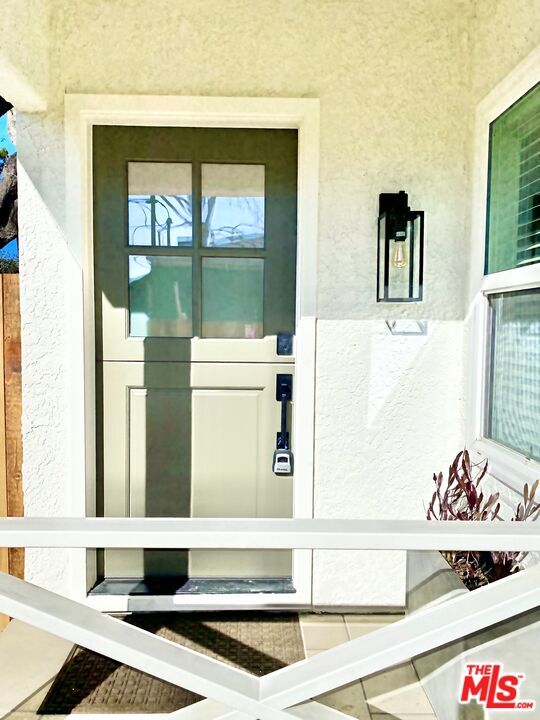 Foto del edificio - 5222 Whitsett Ave