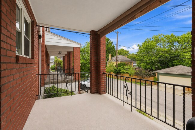 Foto del edificio - 8106 Westmoreland Ave