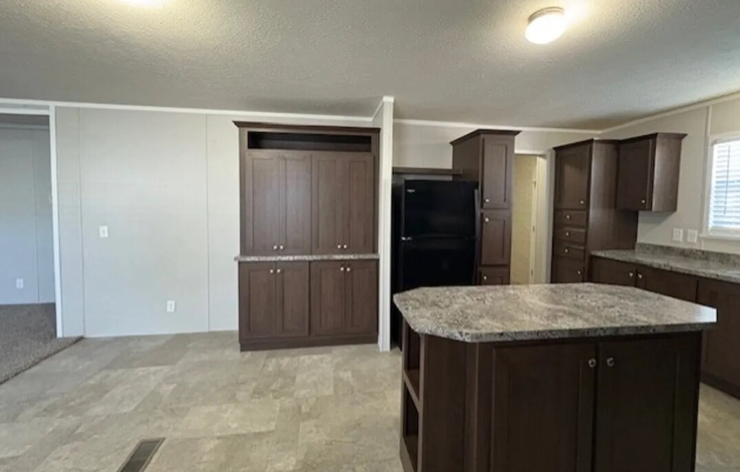 Foto principal - 105 Nicole Ct