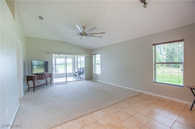 Foto del edificio - 513 SW 3rd Ct