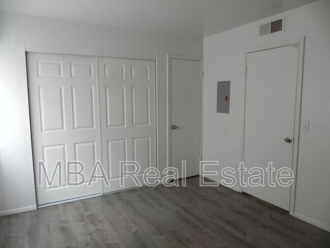 Foto del edificio - 610 S Granite St