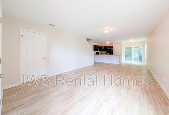 Building Photo - 6861 Lake Mist Ln