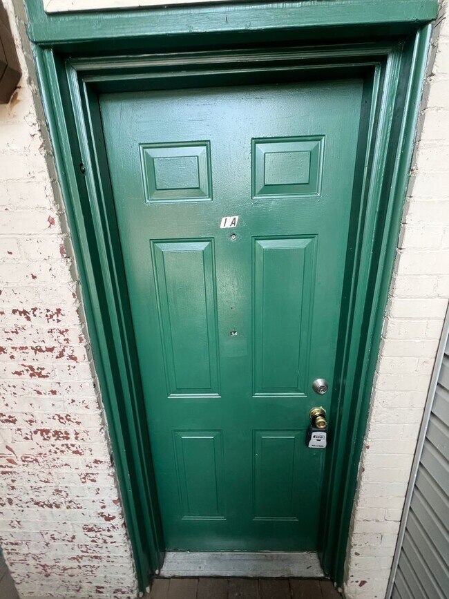 Foto del edificio - 2300 S 9th St