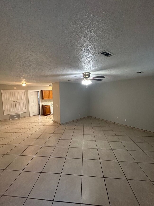 Building Photo - 3406 SW Landau Ct