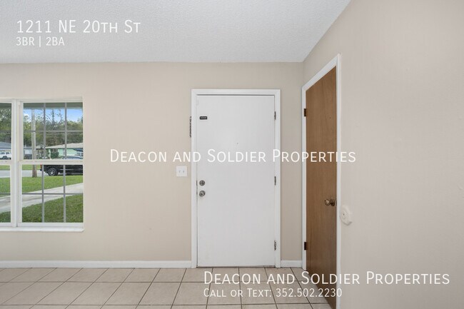 Foto del edificio - 1211 NE 20th St
