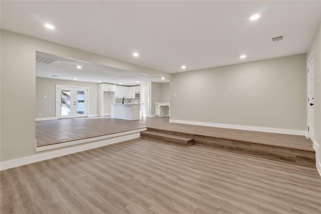 Foto del edificio - 209 W 9th St