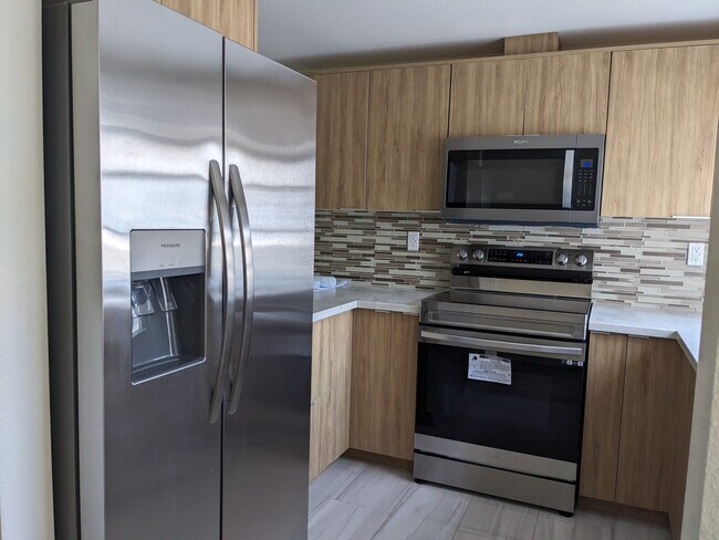 Foto del edificio - 4084 Crystal Dawn Ln