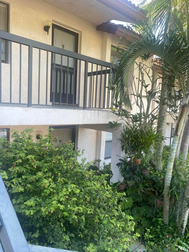 Building Photo - 22076 Palms Way