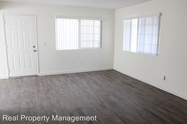 Building Photo - 2102-2108 Via Robles