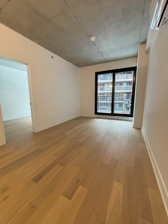 Photo du bâtiment - 288 Rue Richmond