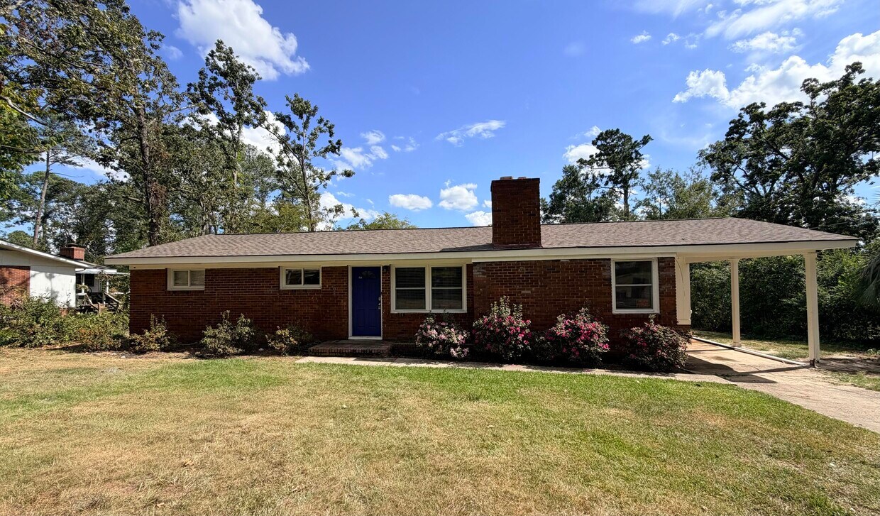 Foto principal - 416 Martha Ln