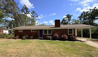 Building Photo - 416 Martha Ln