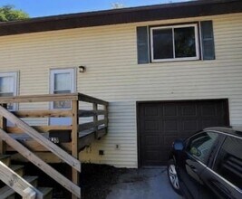 Building Photo - 724-738 Ridgeland Ave