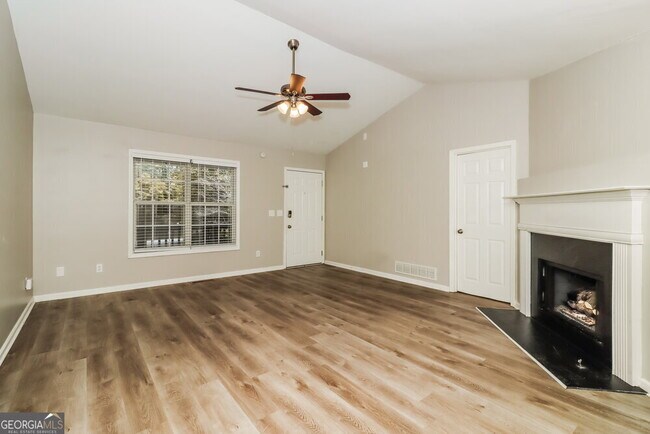 Building Photo - 7858 Nebo Rd