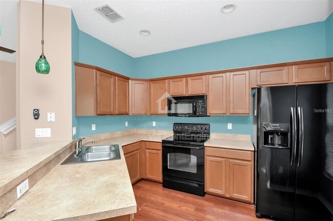 Foto del edificio - 3717 Clubside Pointe Dr