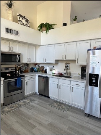 Kitchen - 734 S Beck Ave