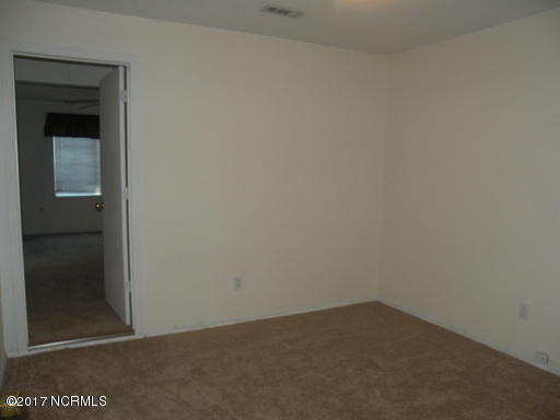 Building Photo - 244 Webb Blvd