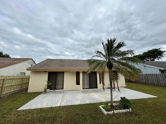 Building Photo - 3247 NW 102nd Terrace