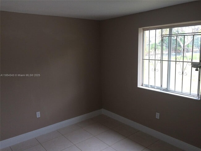 Foto del edificio - 2251 NW 136th Terrace