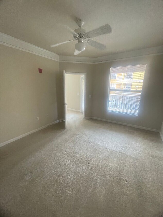 Primary Photo - Beautiful condominium for Rent