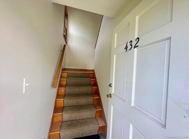 Foto del edificio - 432 Wiklund Ave