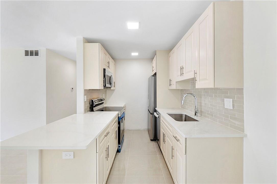 Foto principal - 11605 NW 29th Ct