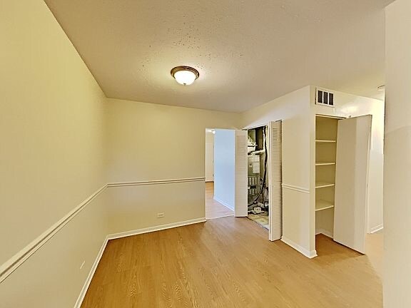 Foto del edificio - 433 Springfield St