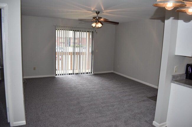 Building Photo - 2800 McFarland