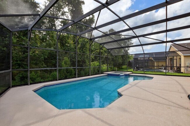 Building Photo - 661 Sandy Ridge Dr