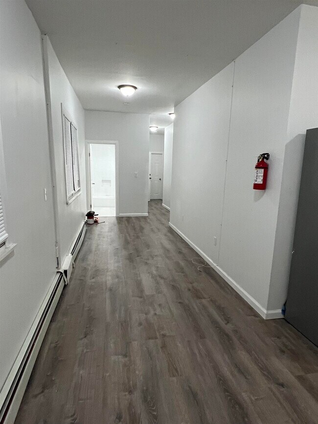 Foto del edificio - 270 S 9th St