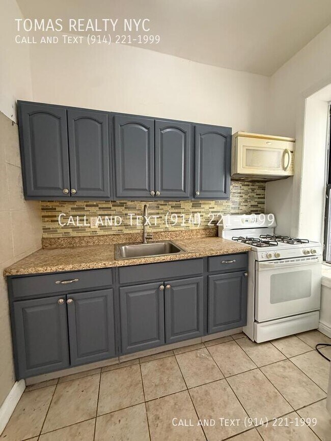 Foto del edificio - 1390 Boston Rd