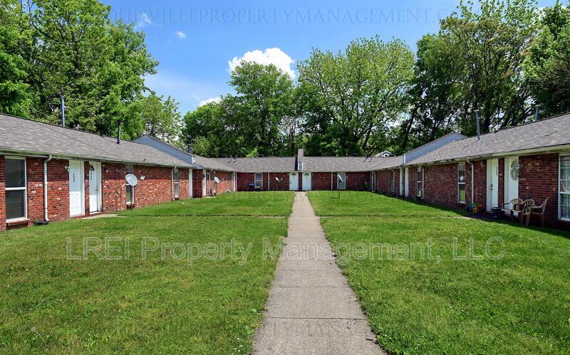 Primary Photo - 2323 Rodman St
