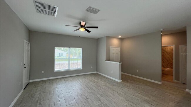 Foto del edificio - 361 Fifer St SE