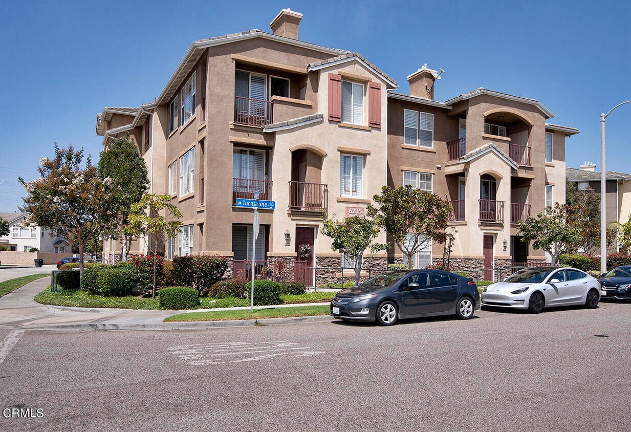 Foto principal - 6215 Turnstone St