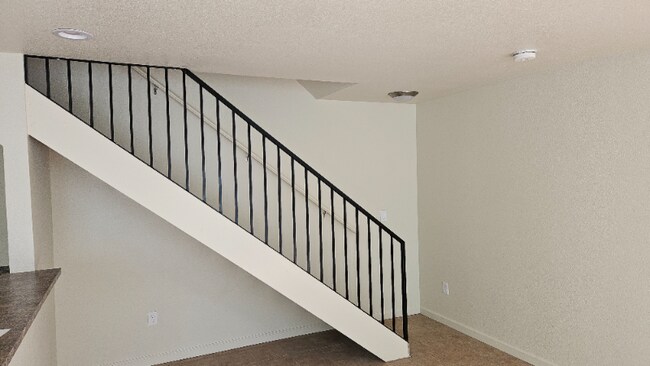Building Photo - 780 Carro Dr