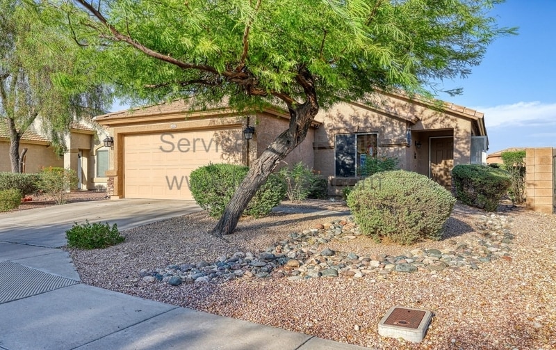 Primary Photo - 6031 Castano Dr