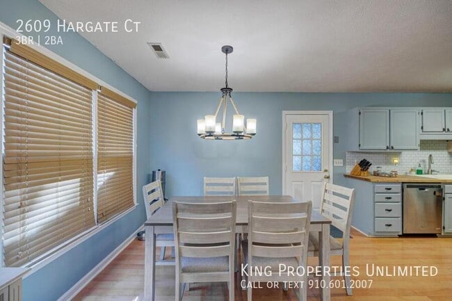 Foto del edificio - 2609 Hargate Ct