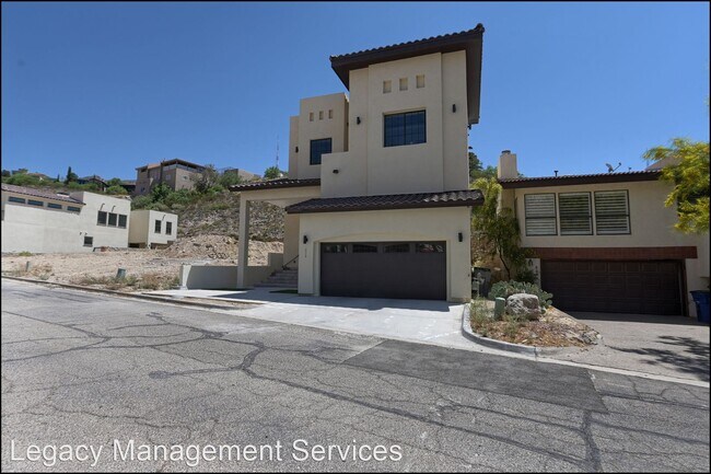 Building Photo - 3 br, 3.5 bath House - 228 Canyon Terrace