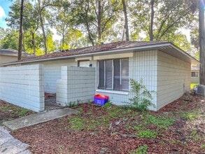 Building Photo - 703 SW 69th Terrace