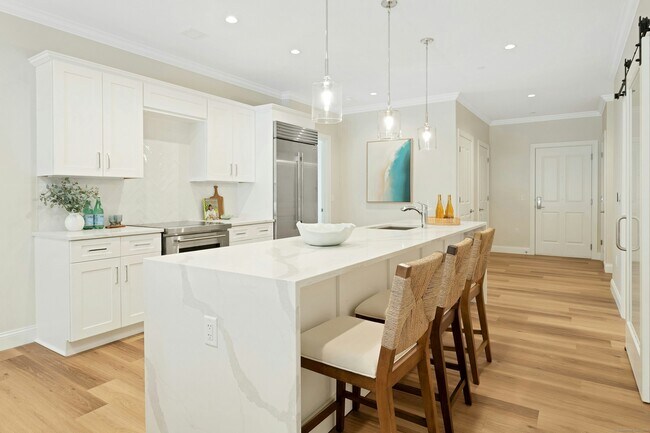 Foto del edificio - 340 Heights Rd