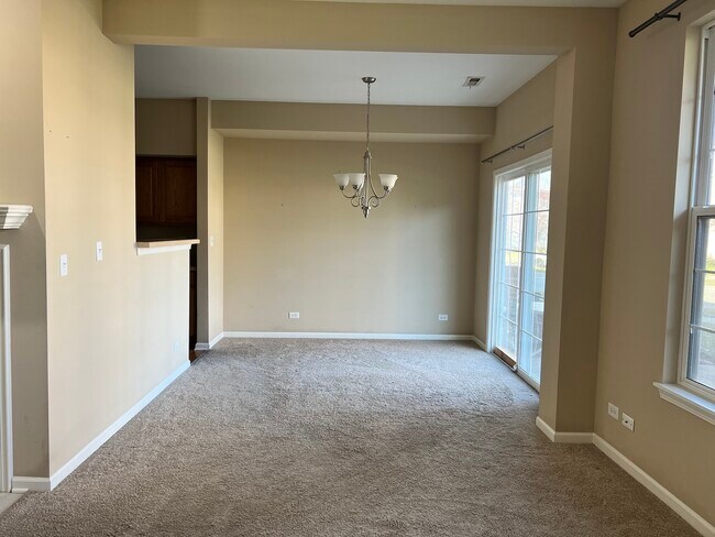Building Photo - 2324 Georgetown Ct